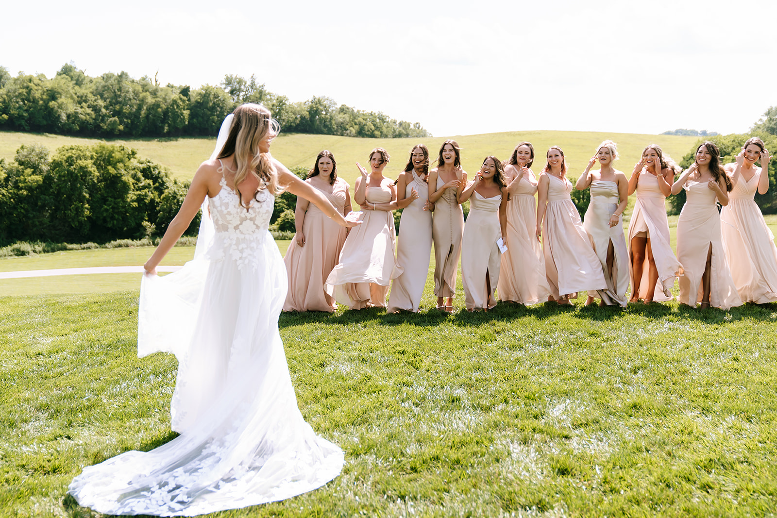 white dove barn wedding